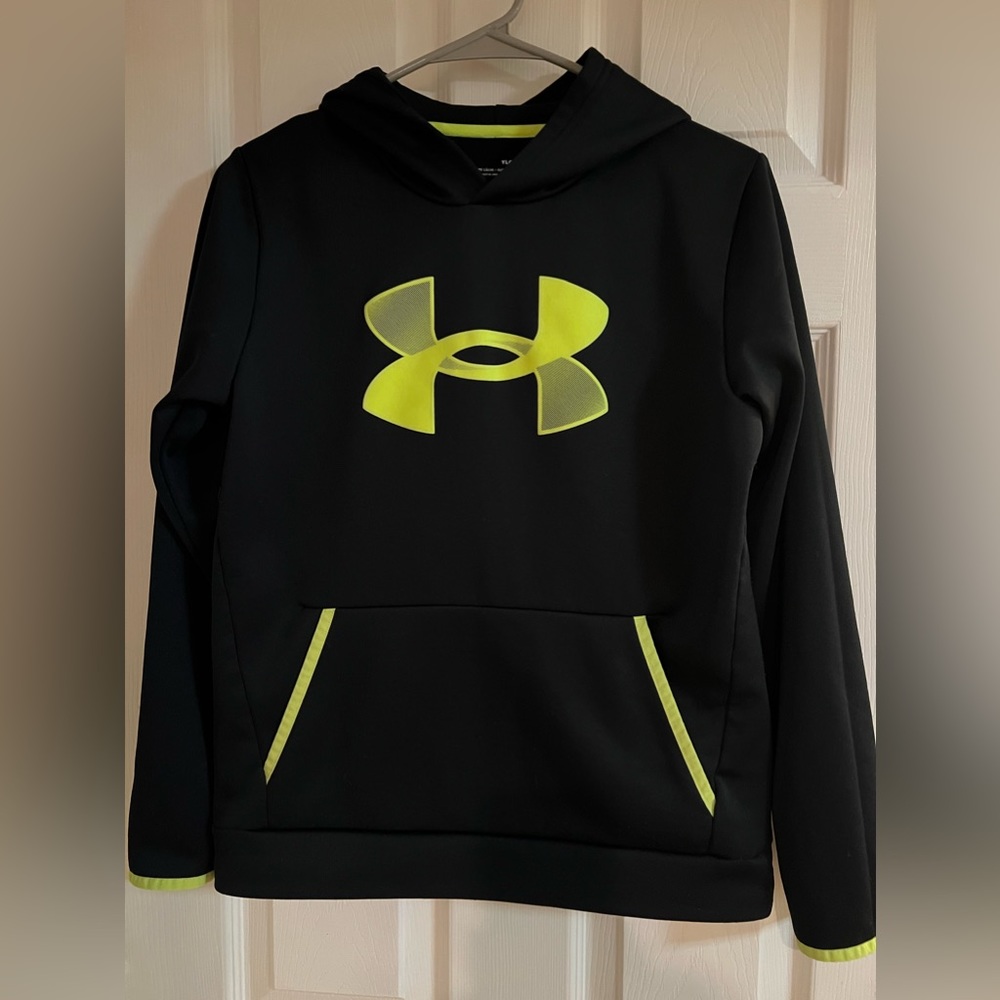 Under Armour boys L hoodie